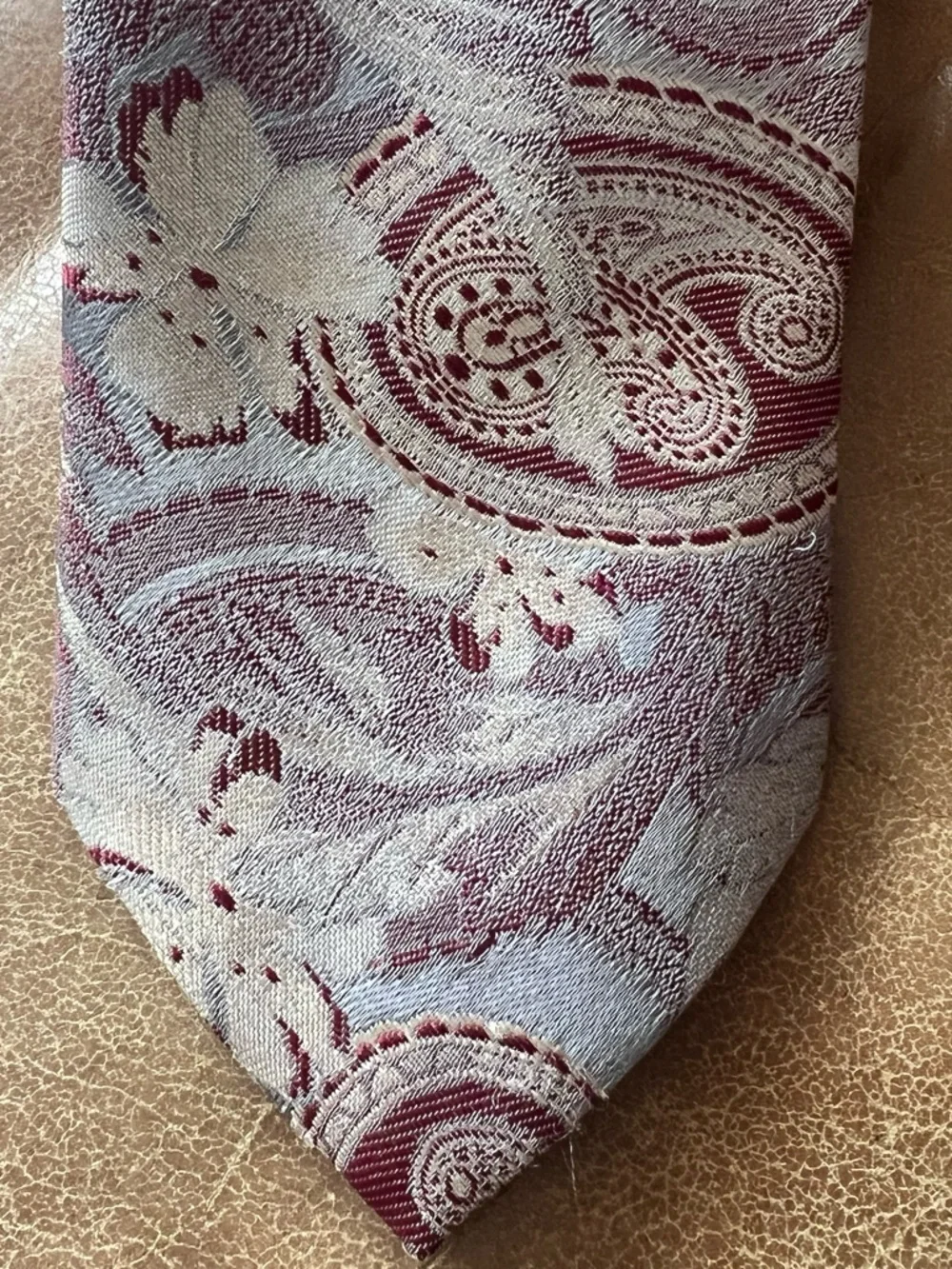 Wembley Vintage Paisley Men’s Tie